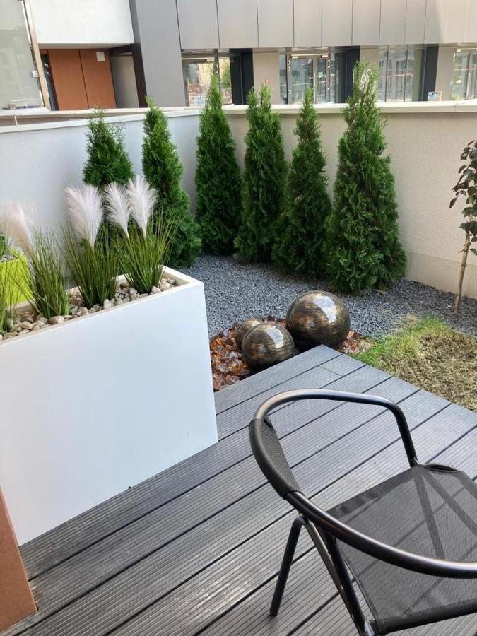 Апартаменты Wislane Tarasy 2.0, Free Parking, Private Garden Краков Экстерьер фото
